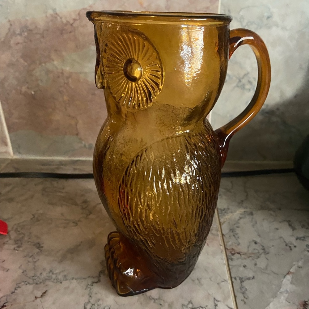 Vintage MCM Kanawha Style Glass Company Amber Glass Owl Pitcher 8 1/2" - Picture 3 of 5